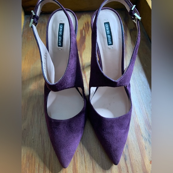 Giorgio Armani Purple Suede Pumps - Picture 2 of 9